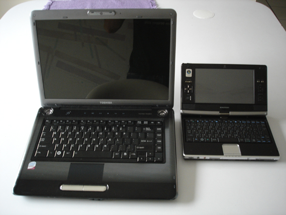Size Comparison to a Toshiba 15in Laptop